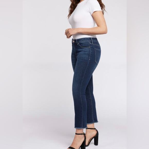 Seven 7 Women’s Jean SOHO High Rise Straight Denim 8 Distressed Hayden Stretch - Picture 3 of 12